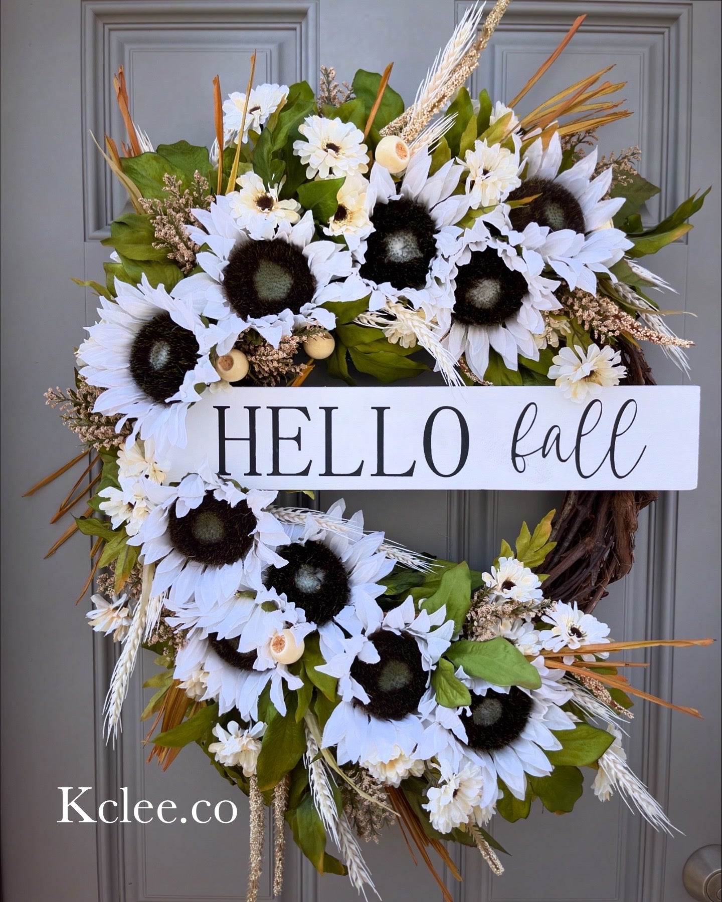 Bee Happy Sunflower Wreath. Approximately approximately outlets 21 inches and FREE PRIORITY SHIPPING