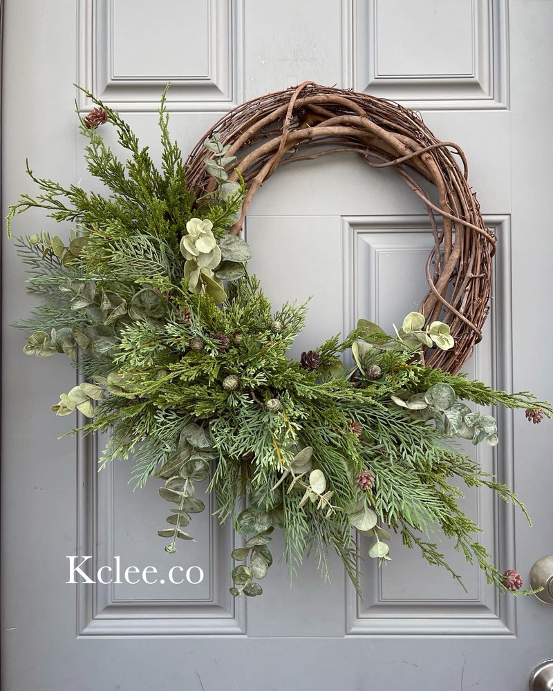 Cedar Evergreen Wreath (Ready to Ship)