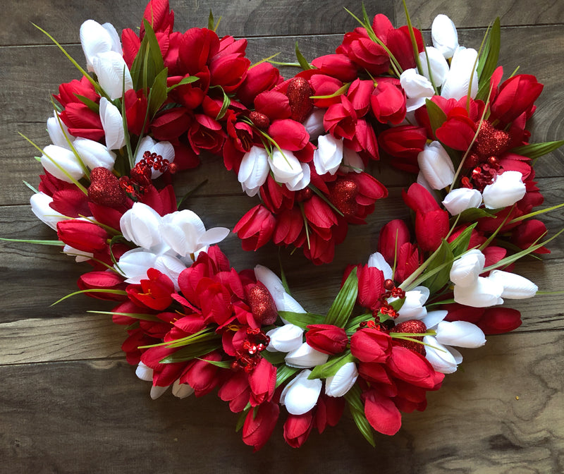 Red, white tulip heart wreath